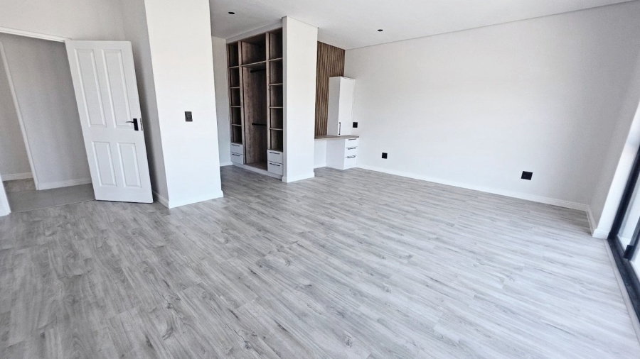 4 Bedroom Property for Sale in Sandown Western Cape